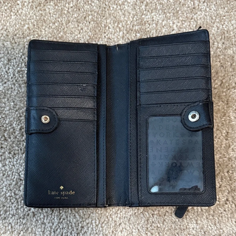 Kate Spade Two-Tone Black and Cream Zip Wallet - Picture 2 of 3